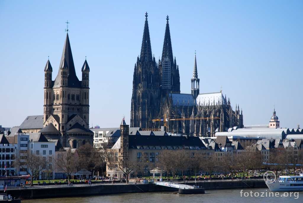 Köln, pogled s mosta