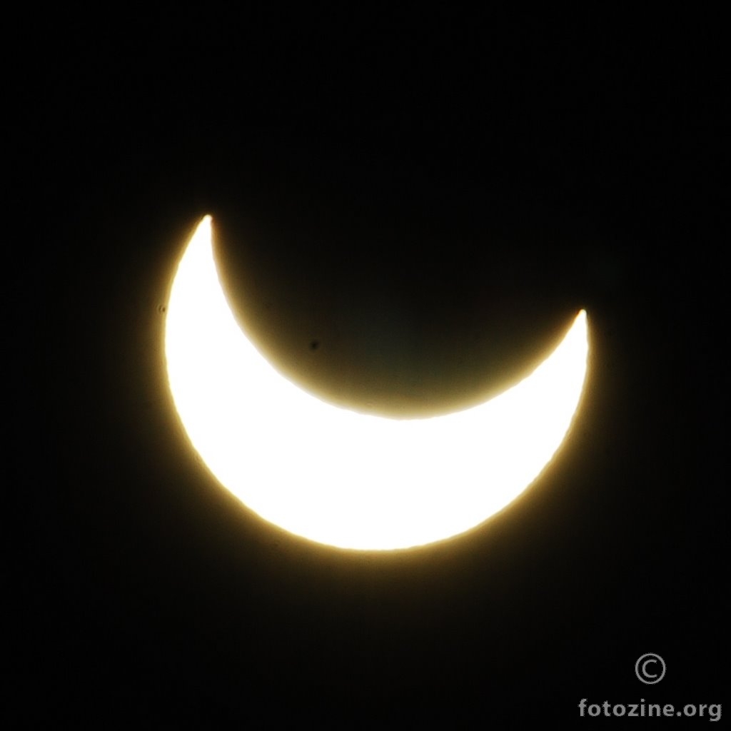 sun eclipse (2)  4. 1. 2011.