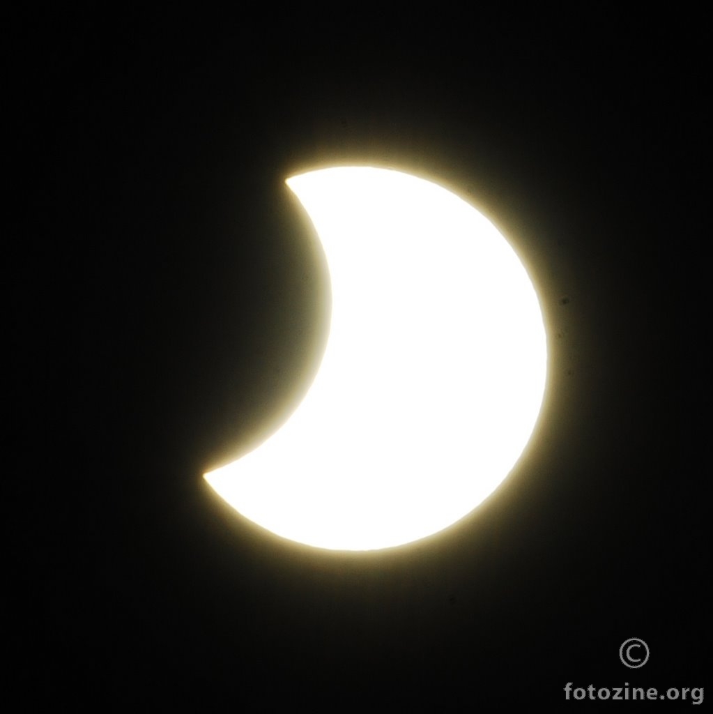 sun eclipse (4) 4. 1. 2011.