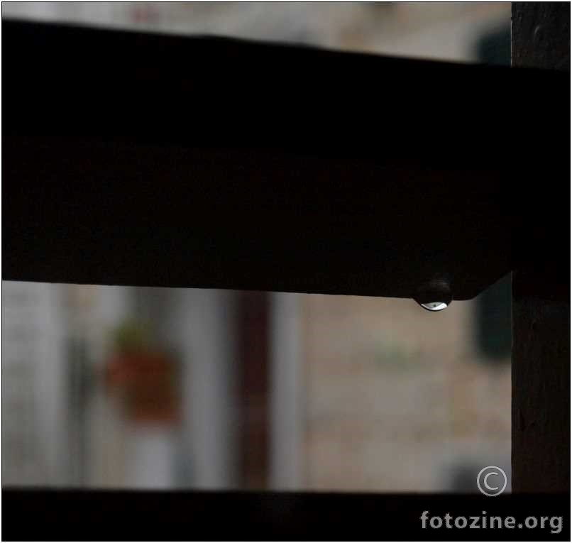 kišna kap na prozoru