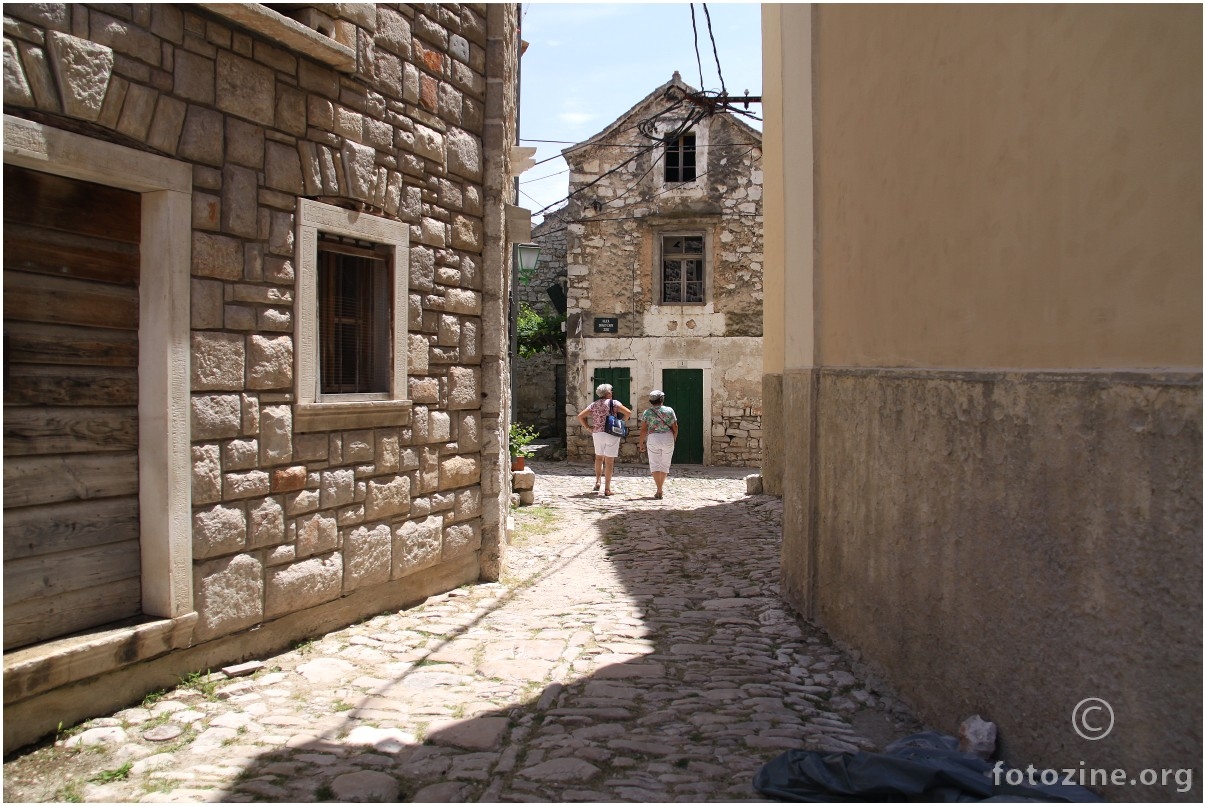 Stari grad Pirovac