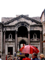 crveni peristil